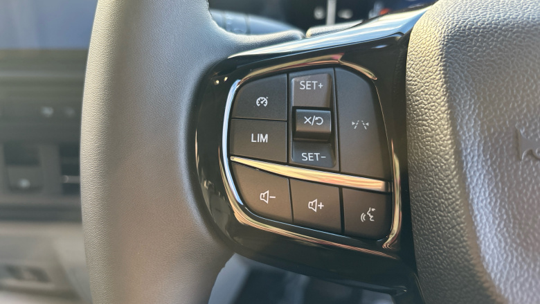 Ford Transit Custom E-320 L1 Rwd 100kW 65kWh H1 Van Limited Auto